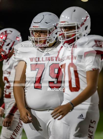 Thumbnail 3 in Wellington vs Vega (UIL 2A Bi-District Playoff) photogallery.