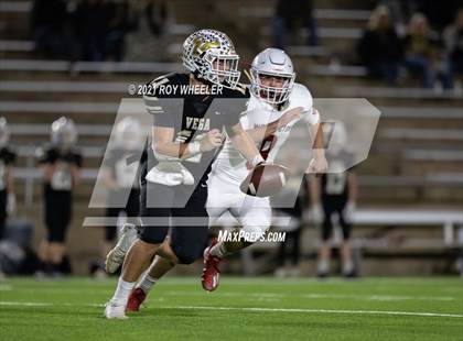 Thumbnail 2 in Wellington vs Vega (UIL 2A Bi-District Playoff) photogallery.