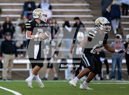 Thumbnail 2 in Wellington vs Vega (UIL 2A Bi-District Playoff) photogallery.