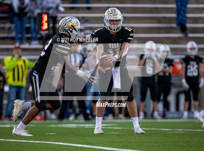 Thumbnail 1 in Wellington vs Vega (UIL 2A Bi-District Playoff) photogallery.