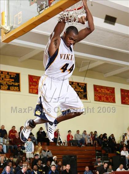 Thumbnail 2 in Campbell Hall vs. Poly (Fairfax State Preview) photogallery.