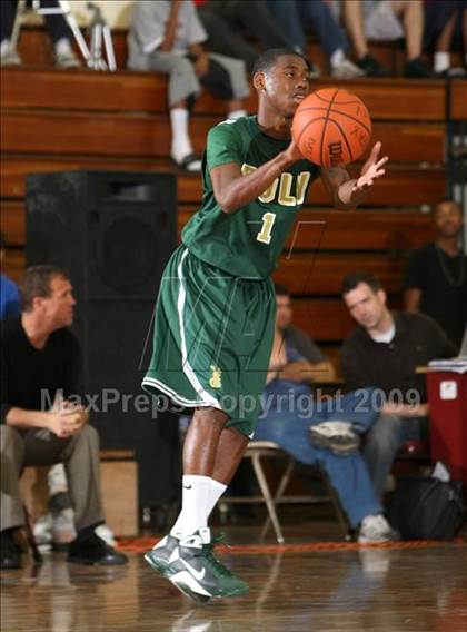 Thumbnail 3 in Campbell Hall vs. Poly (Fairfax State Preview) photogallery.