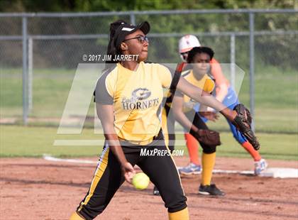 Thumbnail 2 in Southaven vs. Greenville photogallery.