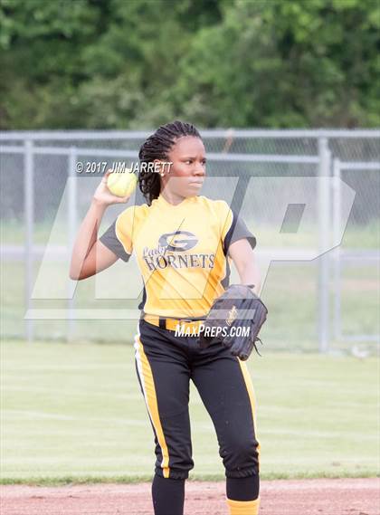 Thumbnail 2 in Southaven vs. Greenville photogallery.