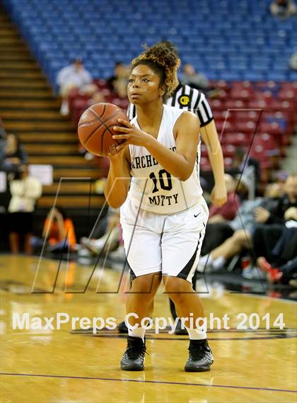 Thumbnail 3 in Chaminade vs Archbishop Mitty (CIF State D2 Final) photogallery.
