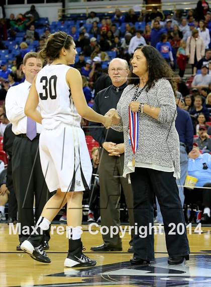 Thumbnail 3 in Chaminade vs Archbishop Mitty (CIF State D2 Final) photogallery.