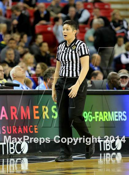 Thumbnail 2 in Chaminade vs Archbishop Mitty (CIF State D2 Final) photogallery.