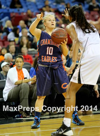 Thumbnail 1 in Chaminade vs Archbishop Mitty (CIF State D2 Final) photogallery.