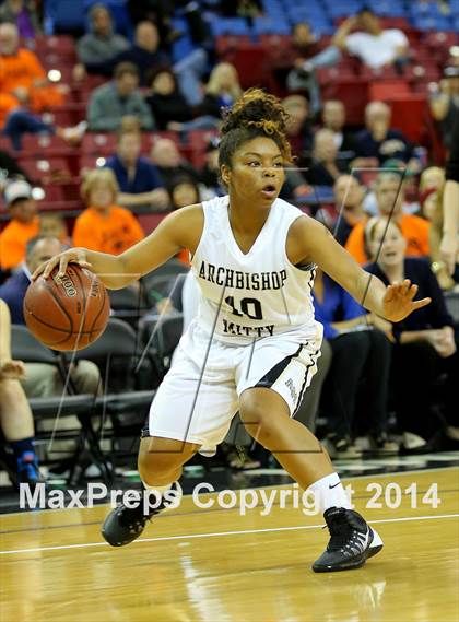 Thumbnail 3 in Chaminade vs Archbishop Mitty (CIF State D2 Final) photogallery.