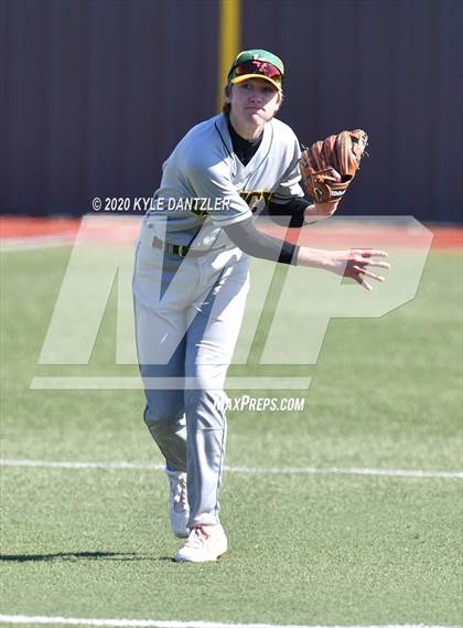 Thumbnail 3 in Trinity Christian vs Legacy Christian Academy (Texas Private School Classic) photogallery.