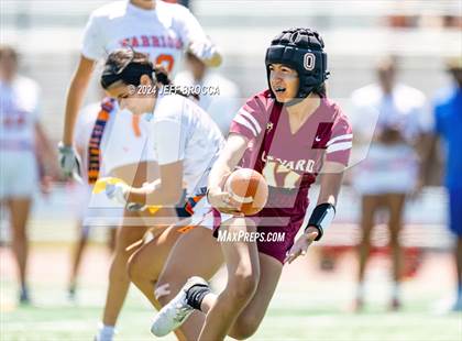 Thumbnail 3 in Oxnard vs. Westlake photogallery.