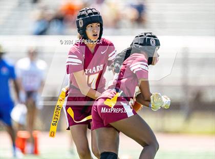 Thumbnail 2 in Oxnard vs. Westlake photogallery.