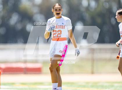 Thumbnail 1 in Oxnard vs. Westlake photogallery.