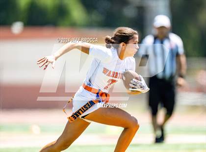Thumbnail 1 in Oxnard vs. Westlake photogallery.