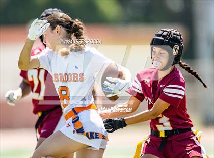Thumbnail 3 in Oxnard vs. Westlake photogallery.