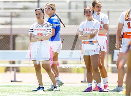 Thumbnail 2 in Oxnard vs. Westlake photogallery.
