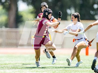 Thumbnail 2 in Oxnard vs. Westlake photogallery.