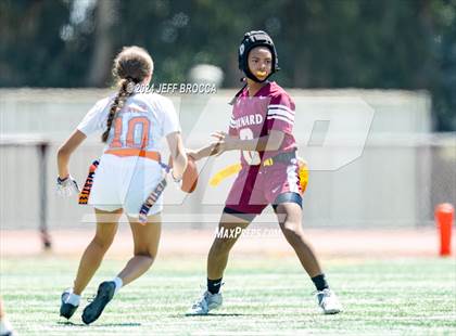 Thumbnail 2 in Oxnard vs. Westlake photogallery.