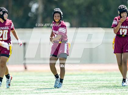 Thumbnail 3 in Oxnard vs. Westlake photogallery.