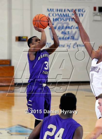 Thumbnail 3 in Bardstown vs. Henderson County photogallery.