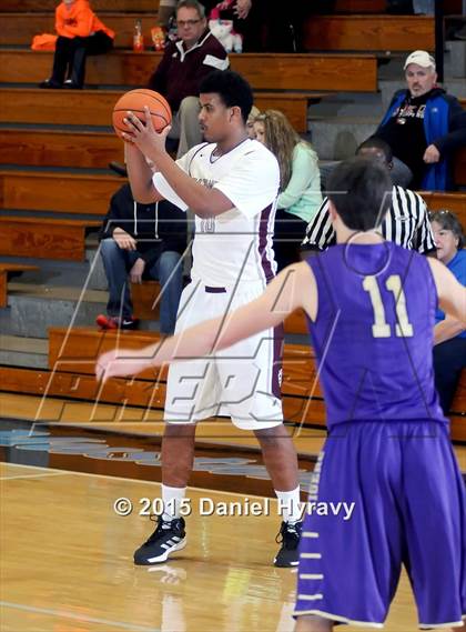 Thumbnail 1 in Bardstown vs. Henderson County photogallery.