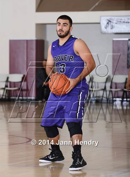 Thumbnail 2 in King vs. Hoover (MaxPreps Holiday Classic) photogallery.