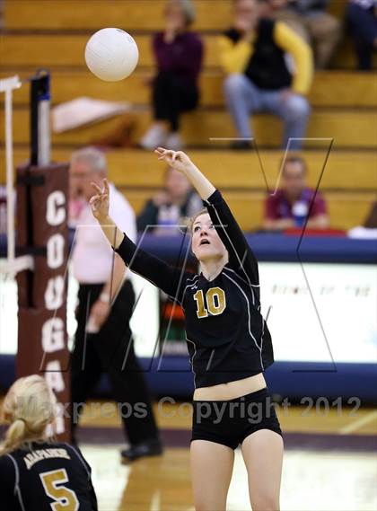 Thumbnail 3 in Arapahoe @ Cherokee Trail photogallery.