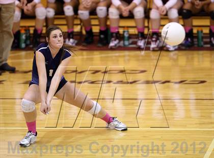Thumbnail 2 in Arapahoe @ Cherokee Trail photogallery.