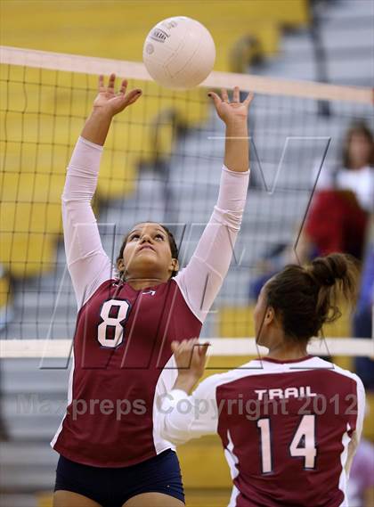 Thumbnail 1 in Arapahoe @ Cherokee Trail photogallery.