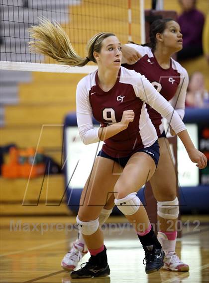 Thumbnail 3 in Arapahoe @ Cherokee Trail photogallery.