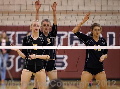Thumbnail 3 in Arapahoe @ Cherokee Trail photogallery.