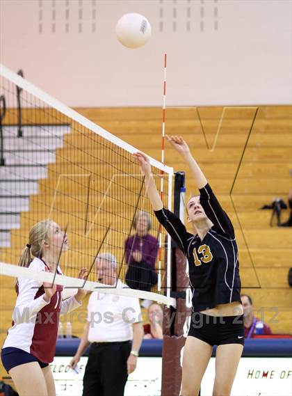 Thumbnail 3 in Arapahoe @ Cherokee Trail photogallery.