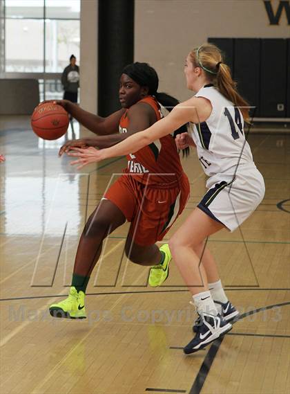 Thumbnail 1 in Del Norte vs. Campo Verde (So Cal Holiday Classic) photogallery.