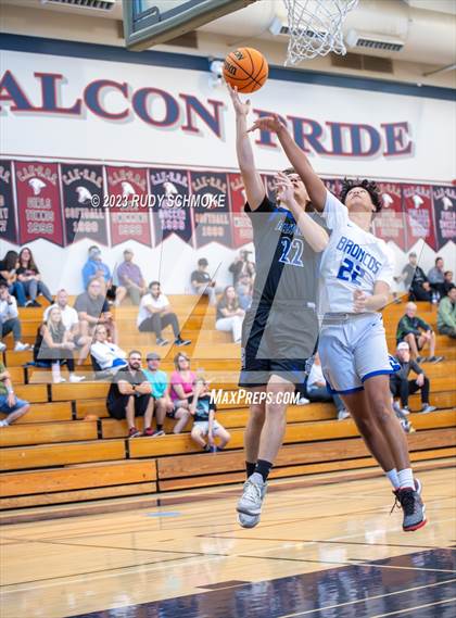 Thumbnail 2 in JV: Ramona vs. Rancho Bernardo (King of the North Tournament) photogallery.