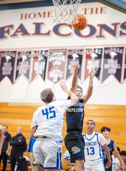 Thumbnail 2 in JV: Ramona vs. Rancho Bernardo (King of the North Tournament) photogallery.