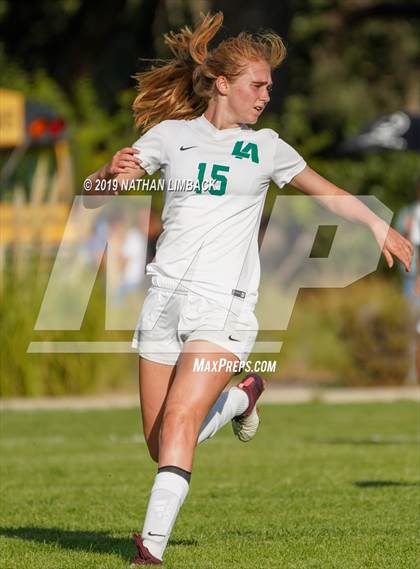 Thumbnail 2 in Los Alamos Topper vs Bosque Bobcats photogallery.