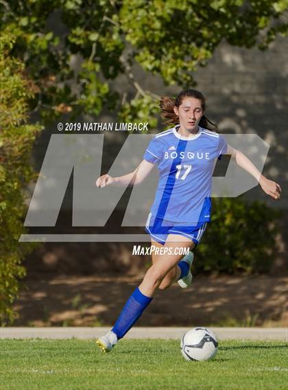 Thumbnail 2 in Los Alamos Topper vs Bosque Bobcats photogallery.