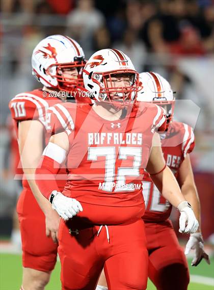 Thumbnail 2 in Grand Saline vs Lone Oak photogallery.