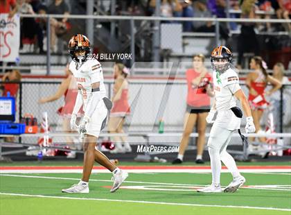 Thumbnail 3 in Grand Saline vs Lone Oak photogallery.