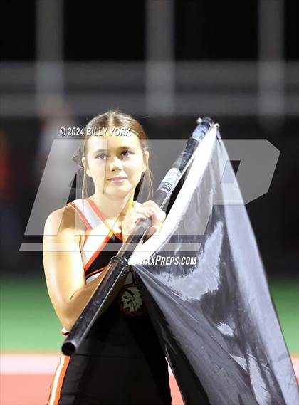 Thumbnail 3 in Grand Saline vs Lone Oak photogallery.