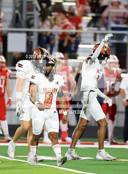 Thumbnail 3 in Grand Saline vs Lone Oak photogallery.