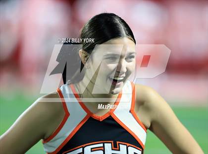 Thumbnail 2 in Grand Saline vs Lone Oak photogallery.