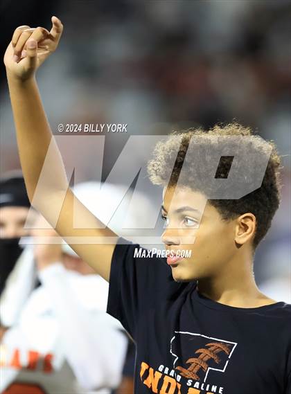 Thumbnail 3 in Grand Saline vs Lone Oak photogallery.