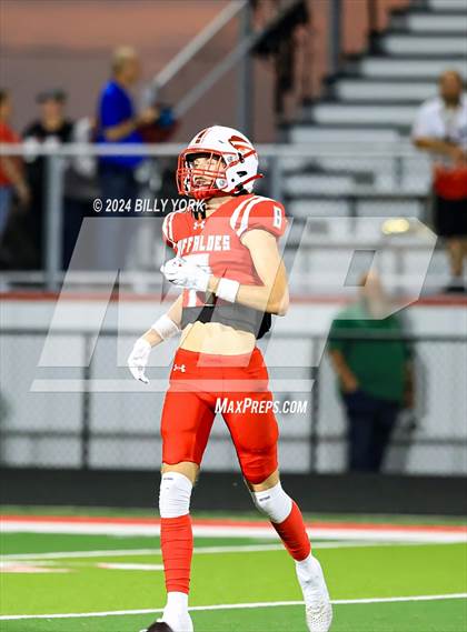 Thumbnail 3 in Grand Saline vs Lone Oak photogallery.