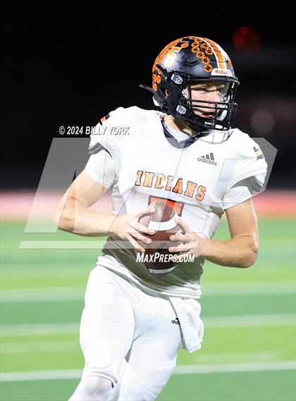 Thumbnail 2 in Grand Saline vs Lone Oak photogallery.