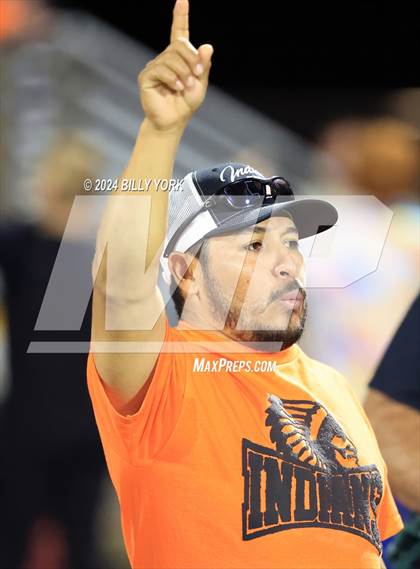 Thumbnail 3 in Grand Saline vs Lone Oak photogallery.