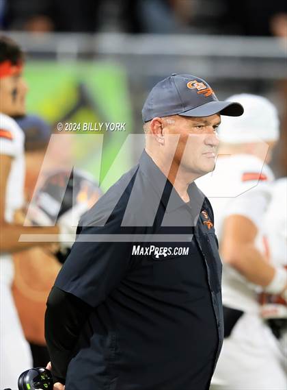 Thumbnail 1 in Grand Saline vs Lone Oak photogallery.