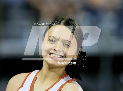 Thumbnail 3 in Grand Saline vs Lone Oak photogallery.