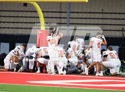 Thumbnail 1 in Grand Saline vs Lone Oak photogallery.