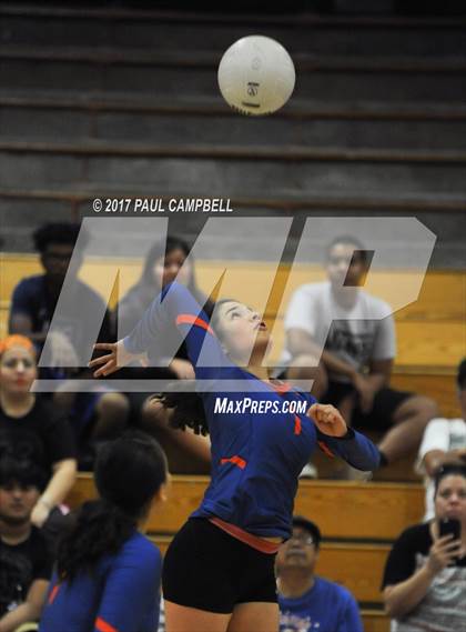 Thumbnail 3 in Independence @ Camelback photogallery.